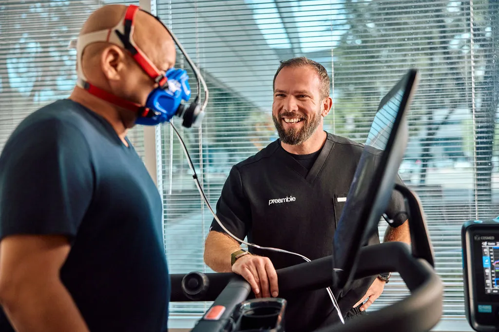 VO2 Max: The Aerobic Engine Driving Performance & Longevity 